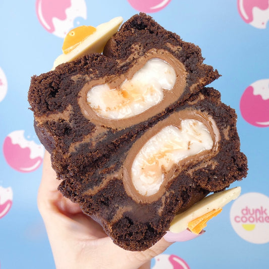 Super-Chocolatey Creme Egg Stuffed NYC Cookie