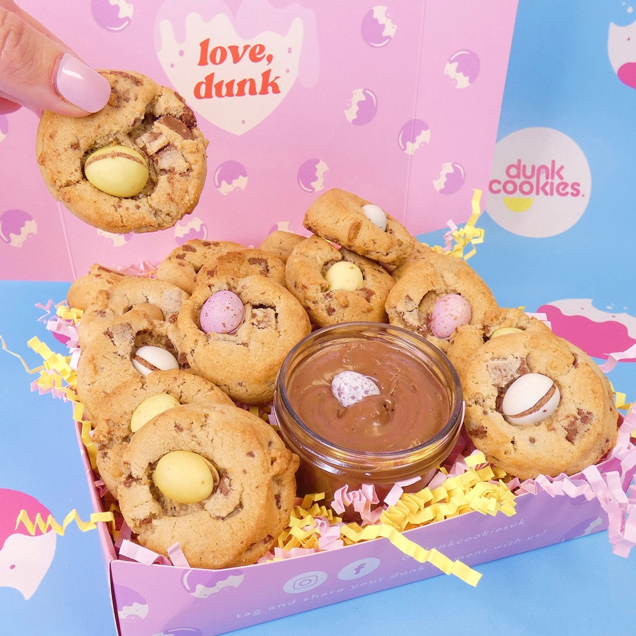 Dunk n' Share Mini Egg Gift Box