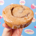 Load image into Gallery viewer, Cinna-hun Swirl Cookie
