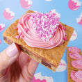 Load image into Gallery viewer, Love Is In The Air Cookie Slice (FREE WITH ORDERS OVER £20 ADD TO BASKET)
