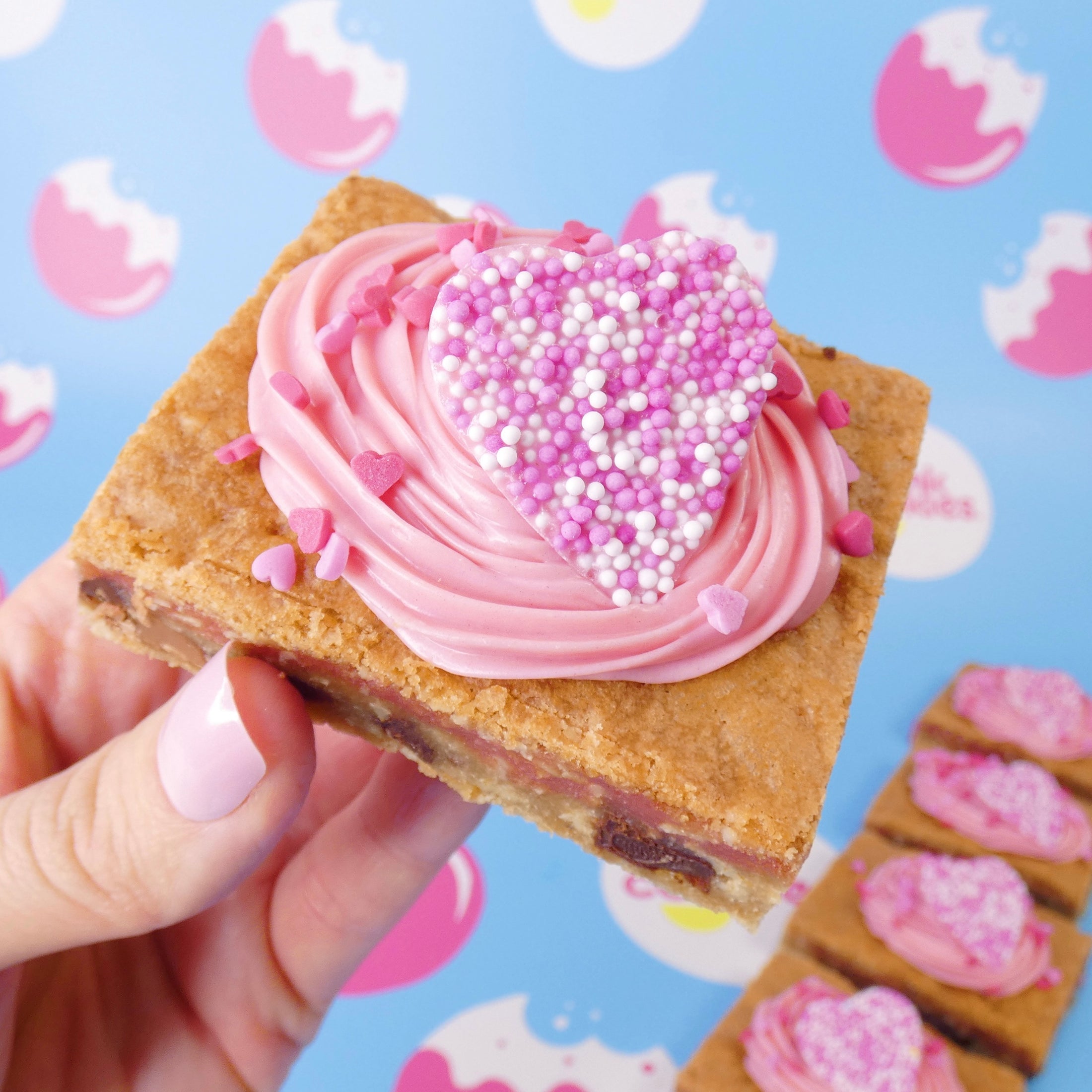 Love Is In The Air Cookie Slice (FREE WITH ORDERS OVER £20 ADD TO BASKET)