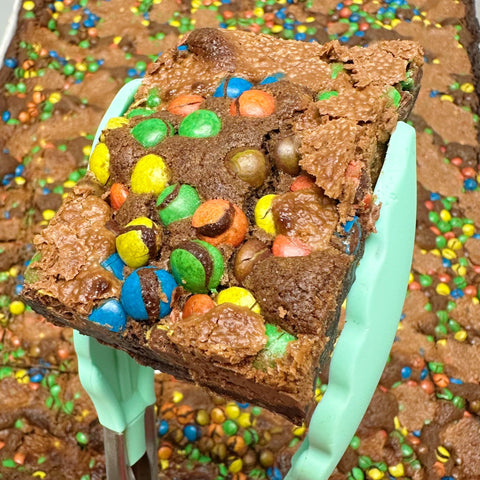 Mini M&M Double Chocolate Cookie Slice